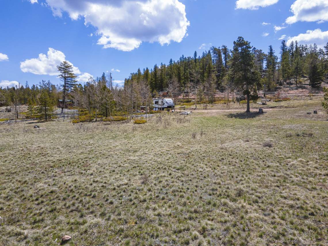 11-web-or-mls-22-Tami-Rd-Red-Feather-Lakes-11